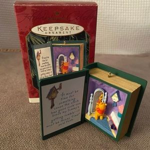 Winnie the Pooh "Honey Time" Christmas Ornament Hallmark Keepsake 1999